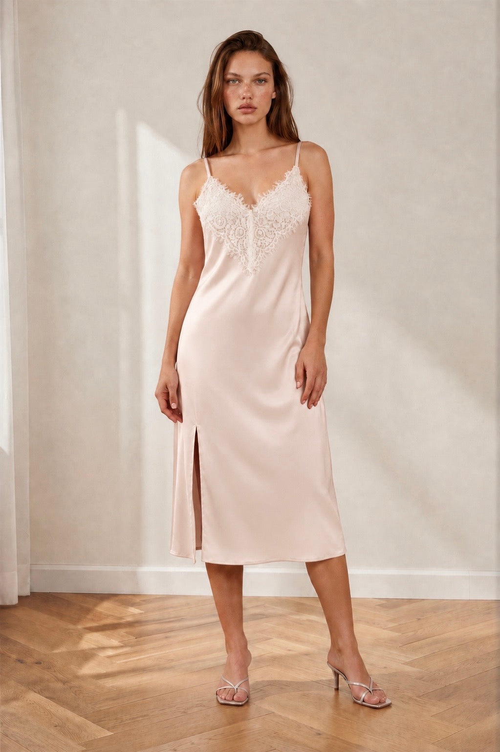 Nacre Exclusive Bej Dantelli Saten Gecelik